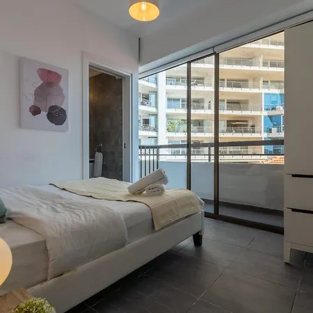 Fiesta 1-bedroom In Appartement