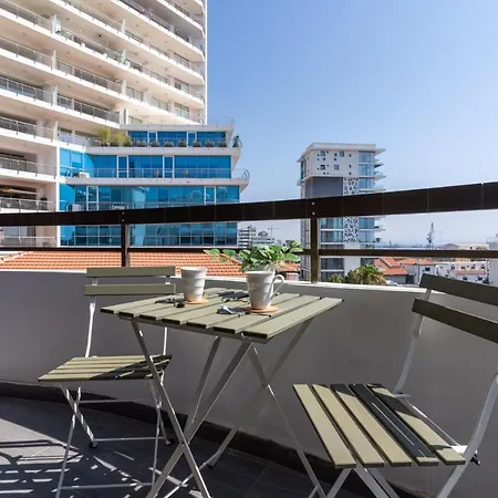 Fiesta 1-bedroom In Appartement